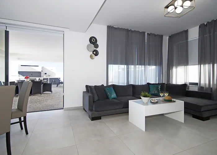 Amazonia - Large Private Pool * Protaras