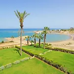 Amazonia - Large Private Pool بروتاراس