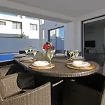 Amazonia - Large Private Pool بروتاراس