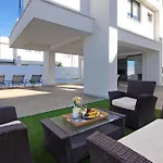 Amazonia - Large Private Pool * بروتاراس