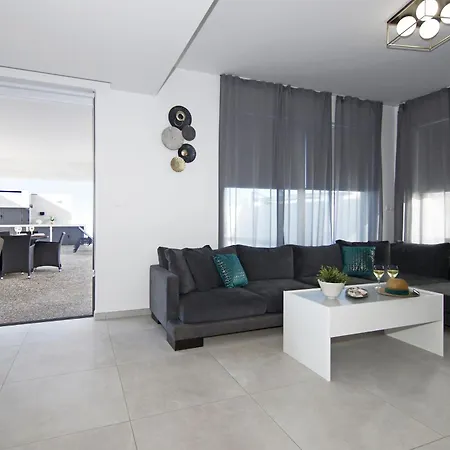 Amazonia - Large Private Pool * Протарас